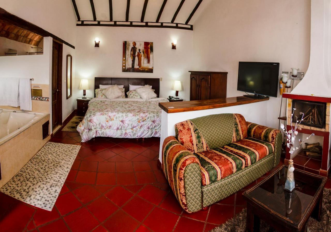 Bahia Olivo Boutique & Hotel
